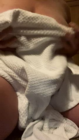 Huge Tits Naked Thick Tits Towel gif