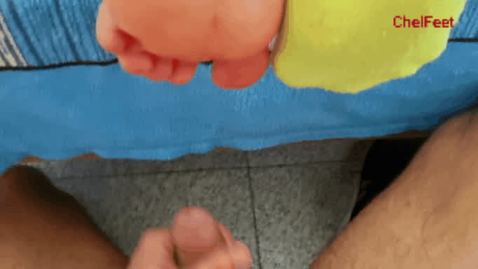 feet foot foot fetish foot worship footjob handjob latina pov pornstar socks gif