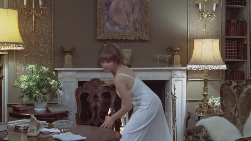 Helen Mirren - O Lucky Man! (1973)
