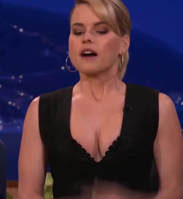 Alice Eve