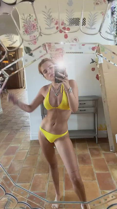 bella thorne celebrity sexy gif