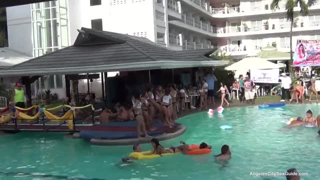 Angeles City Girls Wet T-Shirt Twerking Contest Bikini Pool Party