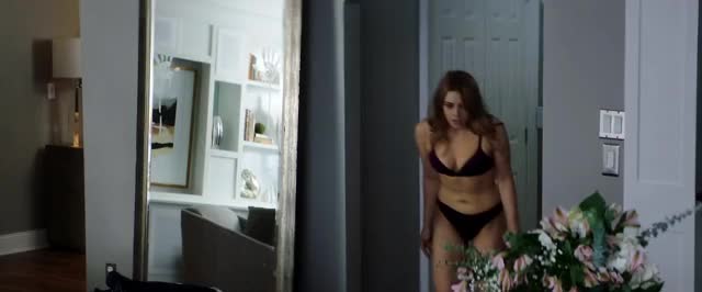 Josephine Langford in After we collided.