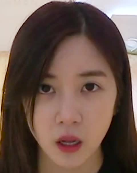 Apink - Chorong's Tongue - Zoom 박초롱 에이핑크