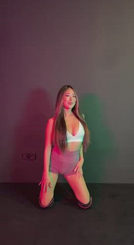 this asian dancer make you hard