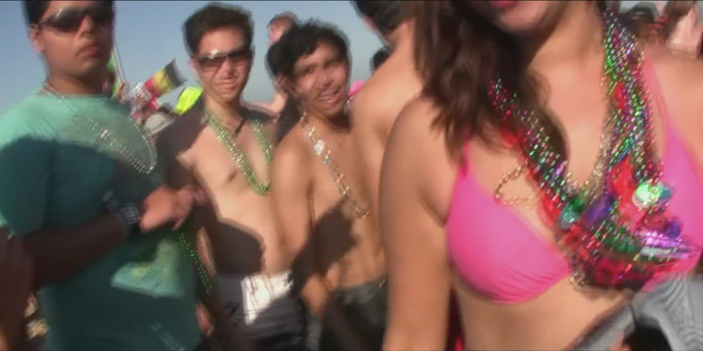 Beach Flashing Spring Break gif