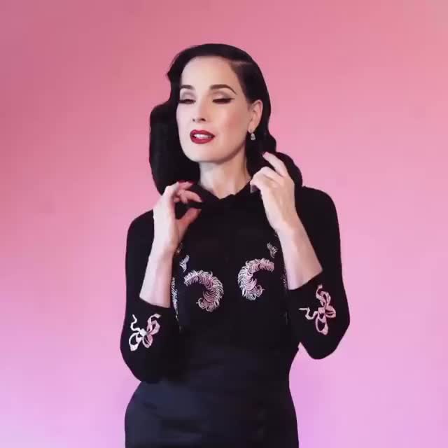 Celebrity Dita Von Teese Fetish gif