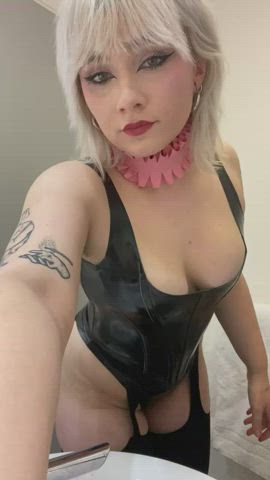 Do you like girls in latex?