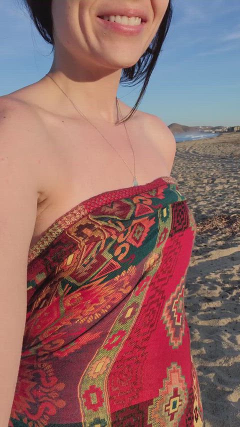 beach brunette fit flashing nsfw nude pale sexy tits amateur-girls pale-girls selfies