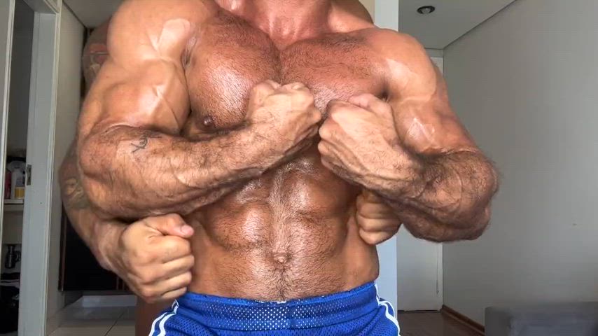 amateur bodybuilder brazilian onlyfans thick gif