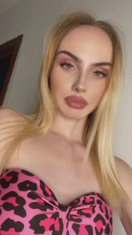 Blonde OnlyFans Petite gif