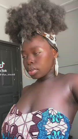 African Lips Non-nude Pretty gif