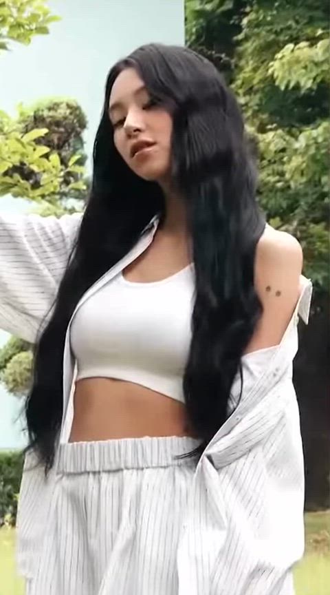 asian big tits brunette korean long hair natural tits tattooed tits kpop gif