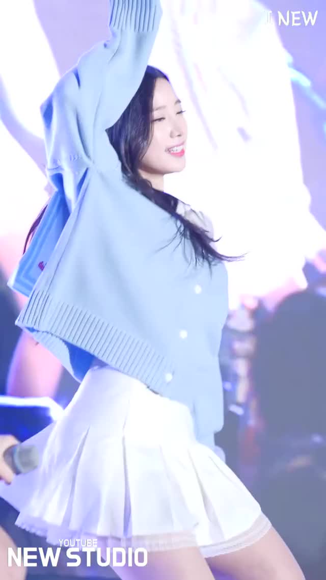 Berry Good - Johyun 191109 8