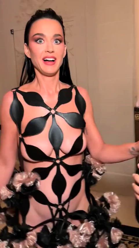 big tits celebrity cleavage dress katy perry milf public softcore celebs gif