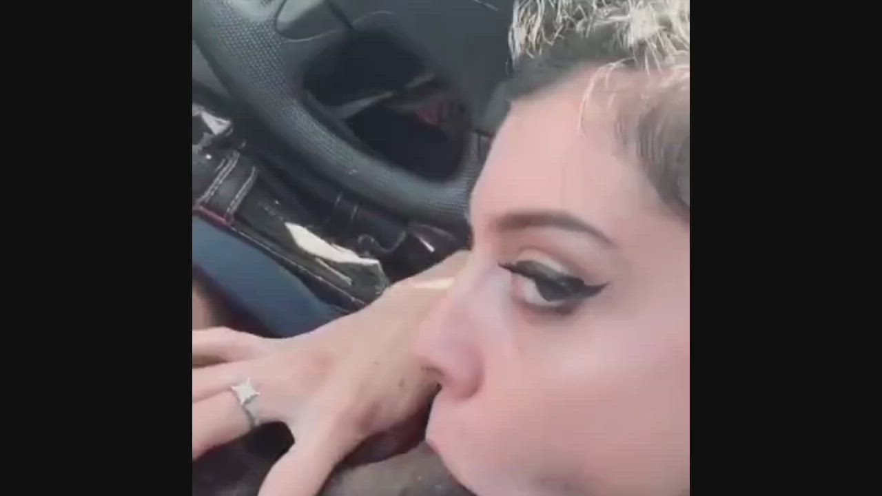 Drive thru blowjob [Bambi Luvv]