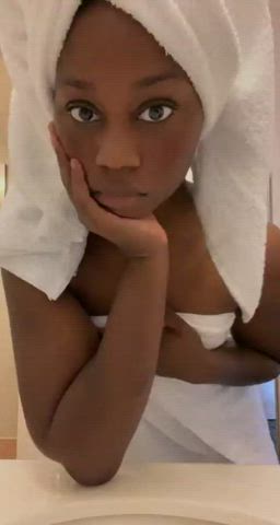 Ass Dancing Ebony Small Tits Trans Vanniall gif