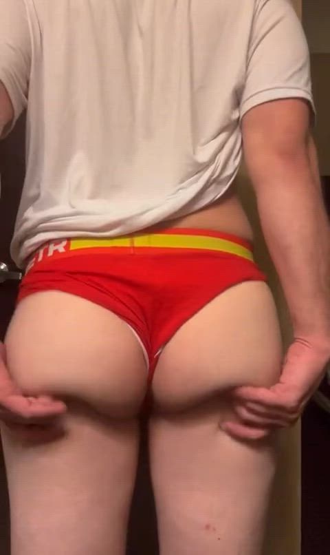 ass booty gay jiggle male masturbation teen thong twerking twink twunk gif