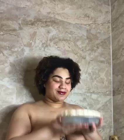 I love a good pie in the face (F)(OC)