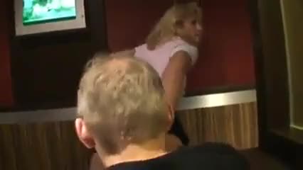 xhamster.com 6504382 public sex fun in burger king 240p