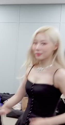 celebrity cleavage korean gif