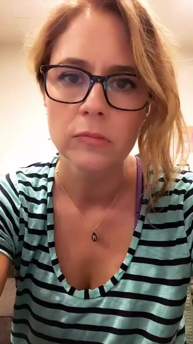 Jenna Fischer - post-workout Instagram stories