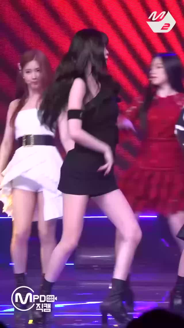 [MPD직캠] (여자)아이들 수진 직캠 ‘Senorita’ ((G)I-DLE SOOJIN FanCam)