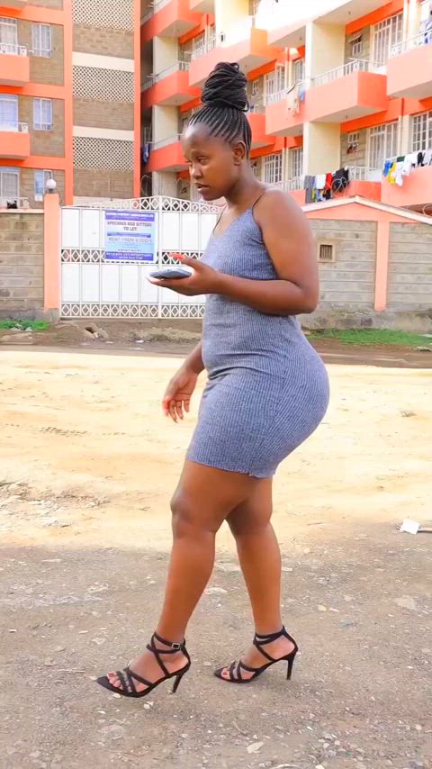 african ass funny thick-booty gif