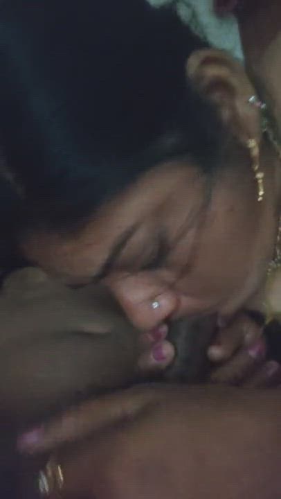 EXTREMELY HORNY BHABHI GIVING BLOWJOB TO HER DEVAR[LINK IN COMMENT]??