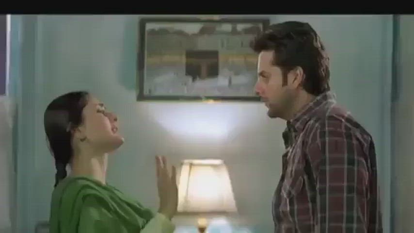 Kareena Fardeen Hot Kisses