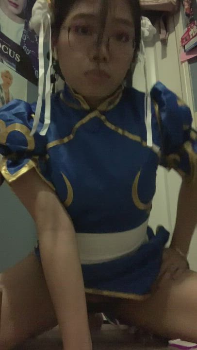 Chun-Li ready to ride you SoCal boys ?