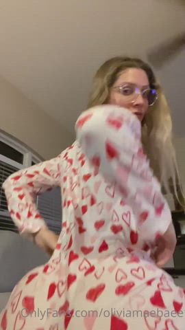 ass nerd twerking gif