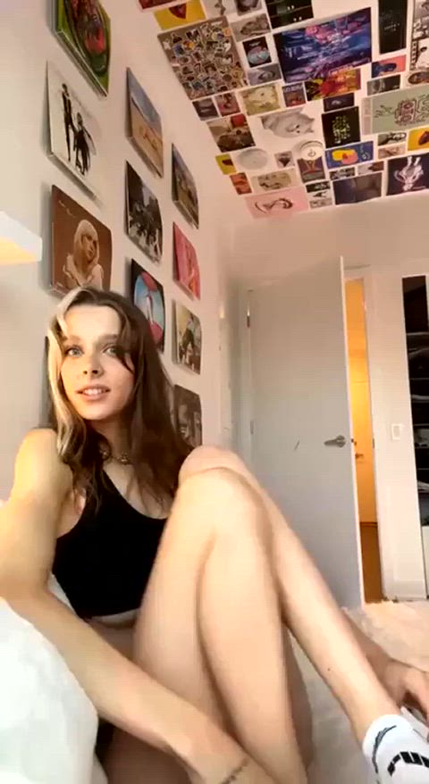 feet foot foot fetish socks soles toes white girl gif