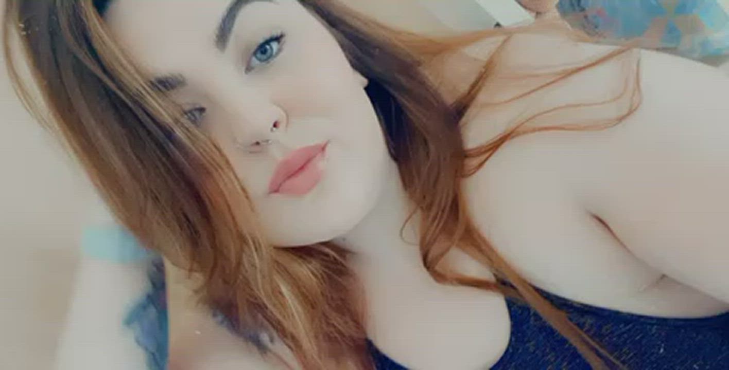 BBW Belly Button Booty Chubby Fishnet Pale Redhead Scottish Thick gif