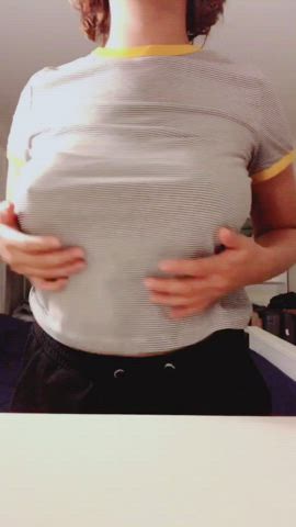 amateur big tits natural tits titty drop gif