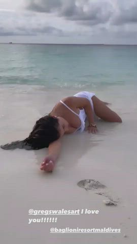 Bikini Cleavage Olivia Culpo gif