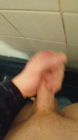 my first cumshot video, I'll do tributes to anyone just dm me pics