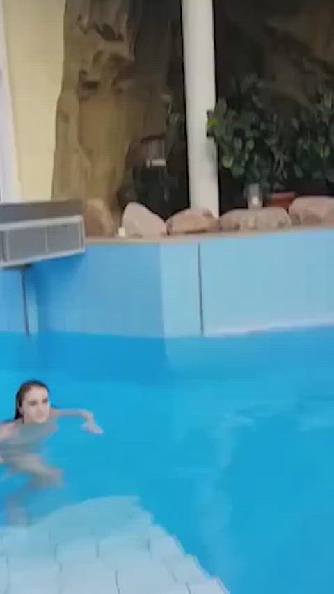 amateur nude public swimming pool adorable-porn amateur-girls curvy-chicks homemade