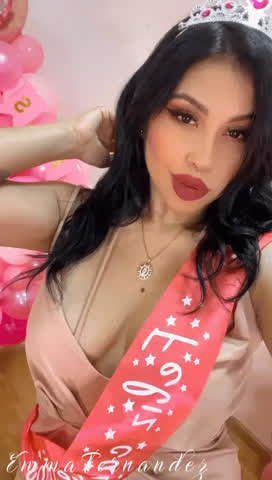 camsoda latina lips pornstar sensual gif