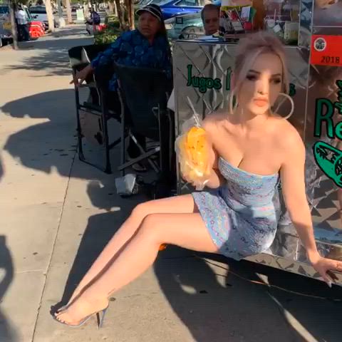 Dove cameron