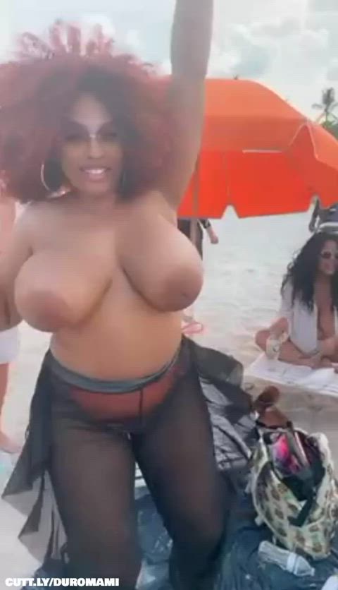 amateur areolas beach big tits exhibitionist flashing public topless trashy boners