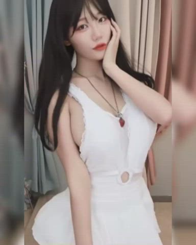 Asian Cute Dancing Korean Model gif