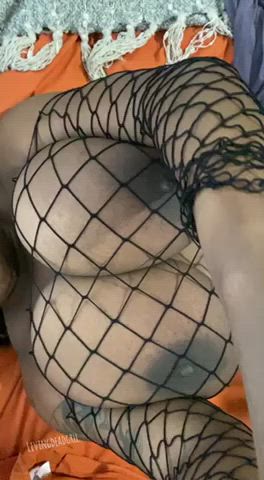 Do I look good in fishnet?