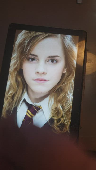Emma Watson as Hermione Cum Tribute
