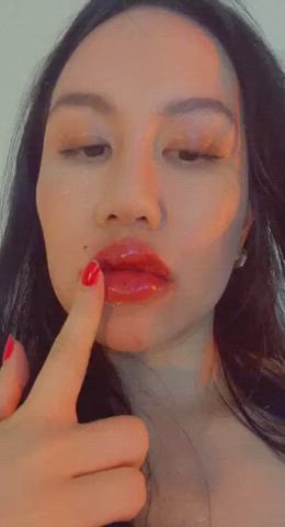Asian Clips4Sale Femdom Lips Lipstick Lipstick Fetish gif