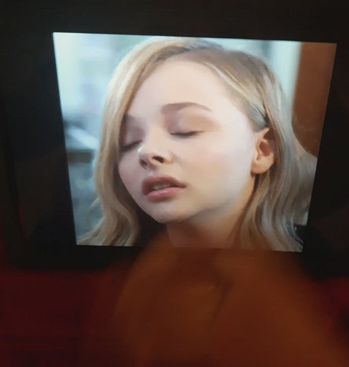 I'm cumming too Chloë Grace Moretz...