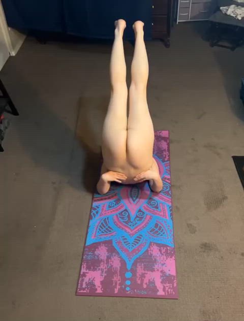 Naked Stretching & More on OF, Fansly, and RedGifs