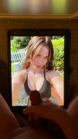 McKayla Maroney cumtribute! ?