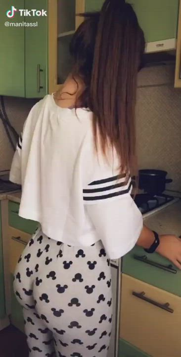 Ass Kitchen Petite Twerking White Girl gif