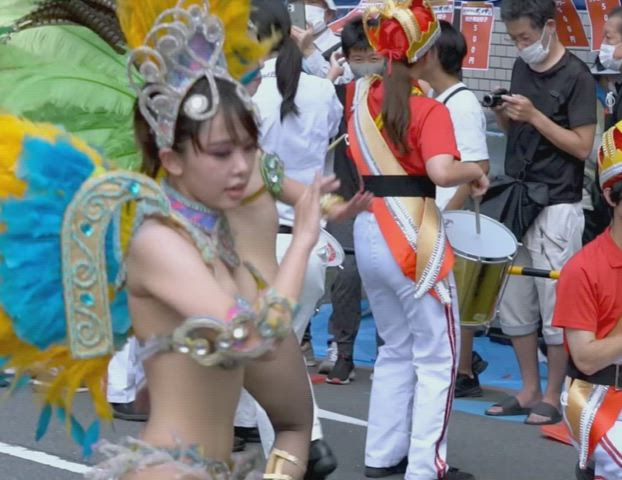 cute dancing japanese gif